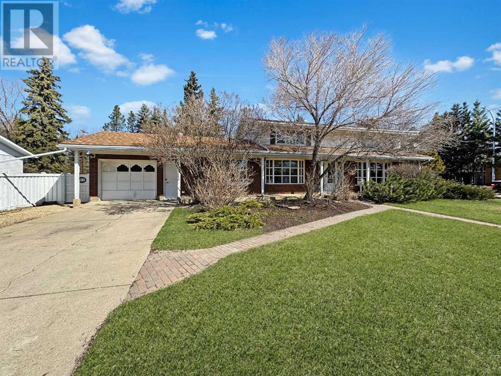 Property at 9906 105 Avenue image 1
