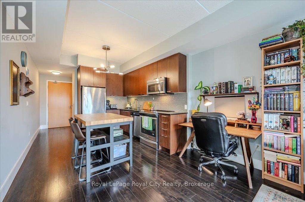 314 - 155 St Leger Street, Kitchener, Ontario  N2H 0B9 - Photo 11 - X12098385