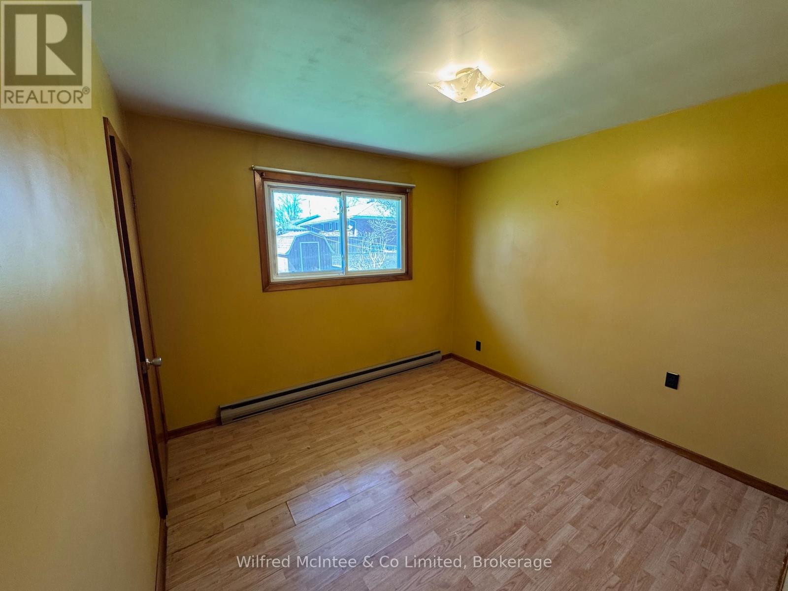 19 Absalom Street E, South Bruce, Ontario  N0G 2J0 - Photo 7 - X12098401