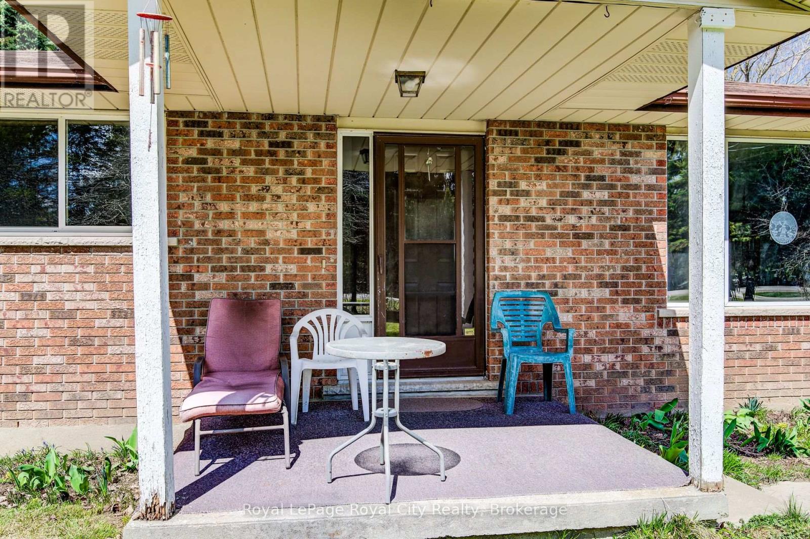 122 Side Road 18 Road, Centre Wellington, Ontario  N1M 2W3 - Photo 6 - X12098440