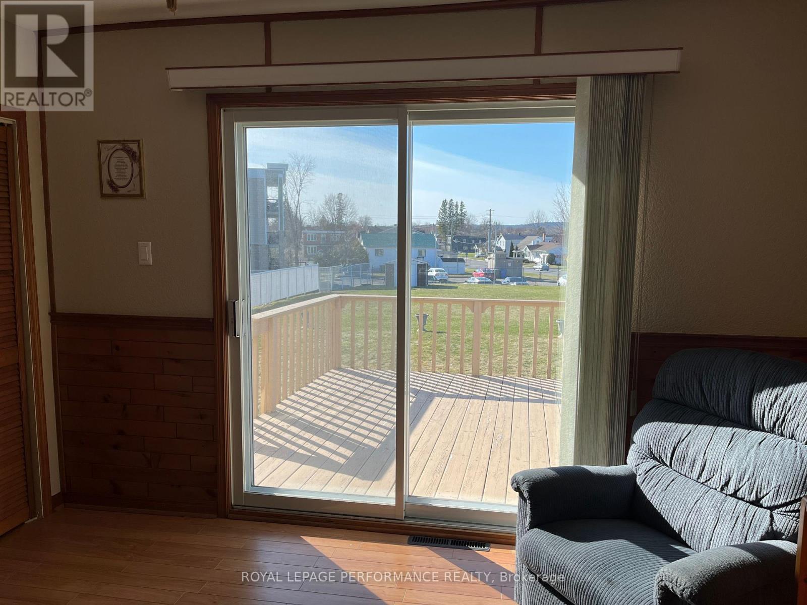 614 Montcalm Street, Hawkesbury, Ontario  K6A 1V3 - Photo 18 - X12097949