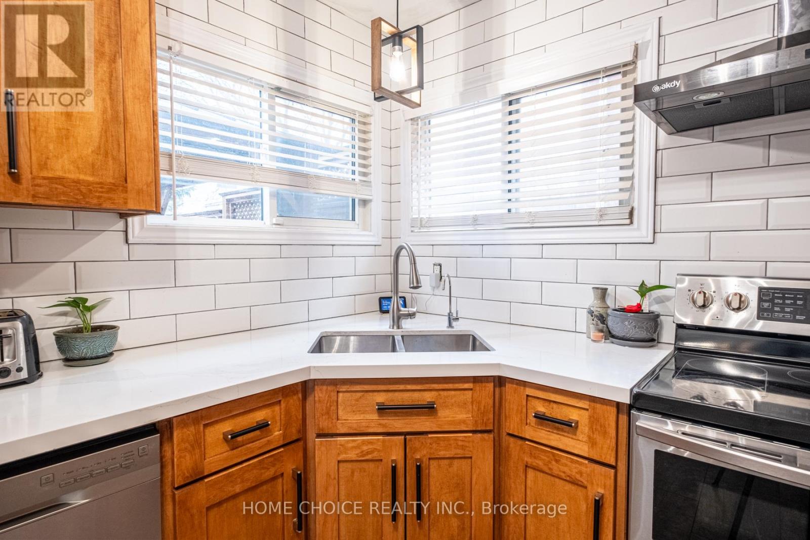 27 Doncaster Crescent, Clarington, Ontario  L1B 1E8 - Photo 12 - E12098420