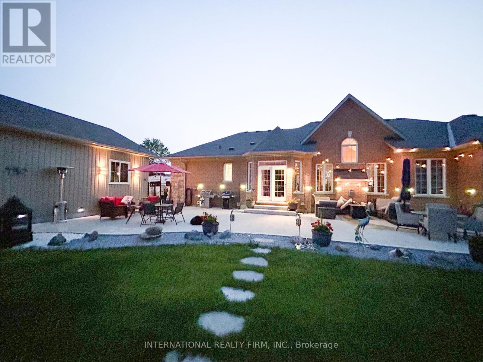 7 Wolford Court, Georgina, Ontario  L4P 0B1 - Photo 6 - N11955293