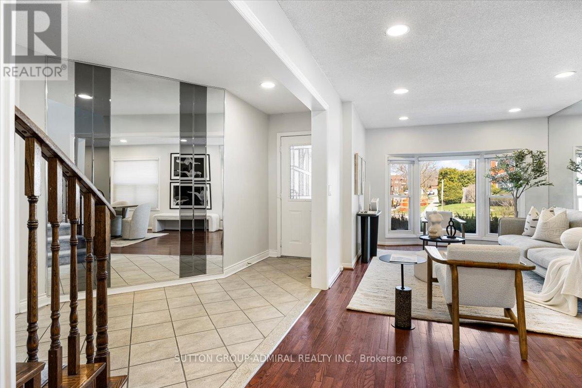 201 Tansley Road, Vaughan, Ontario  L4J 2Y8 - Photo 4 - N12098475