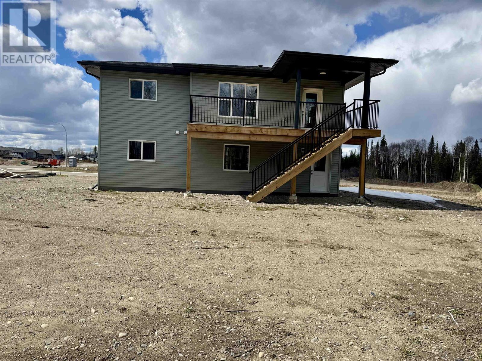 Property at 5068 WOODVALLEY DRIVE image 3