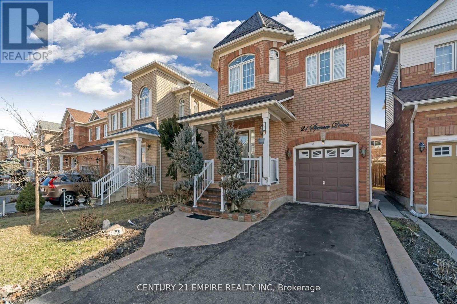 21 SPENCER DRIVE, Brampton, Ontario