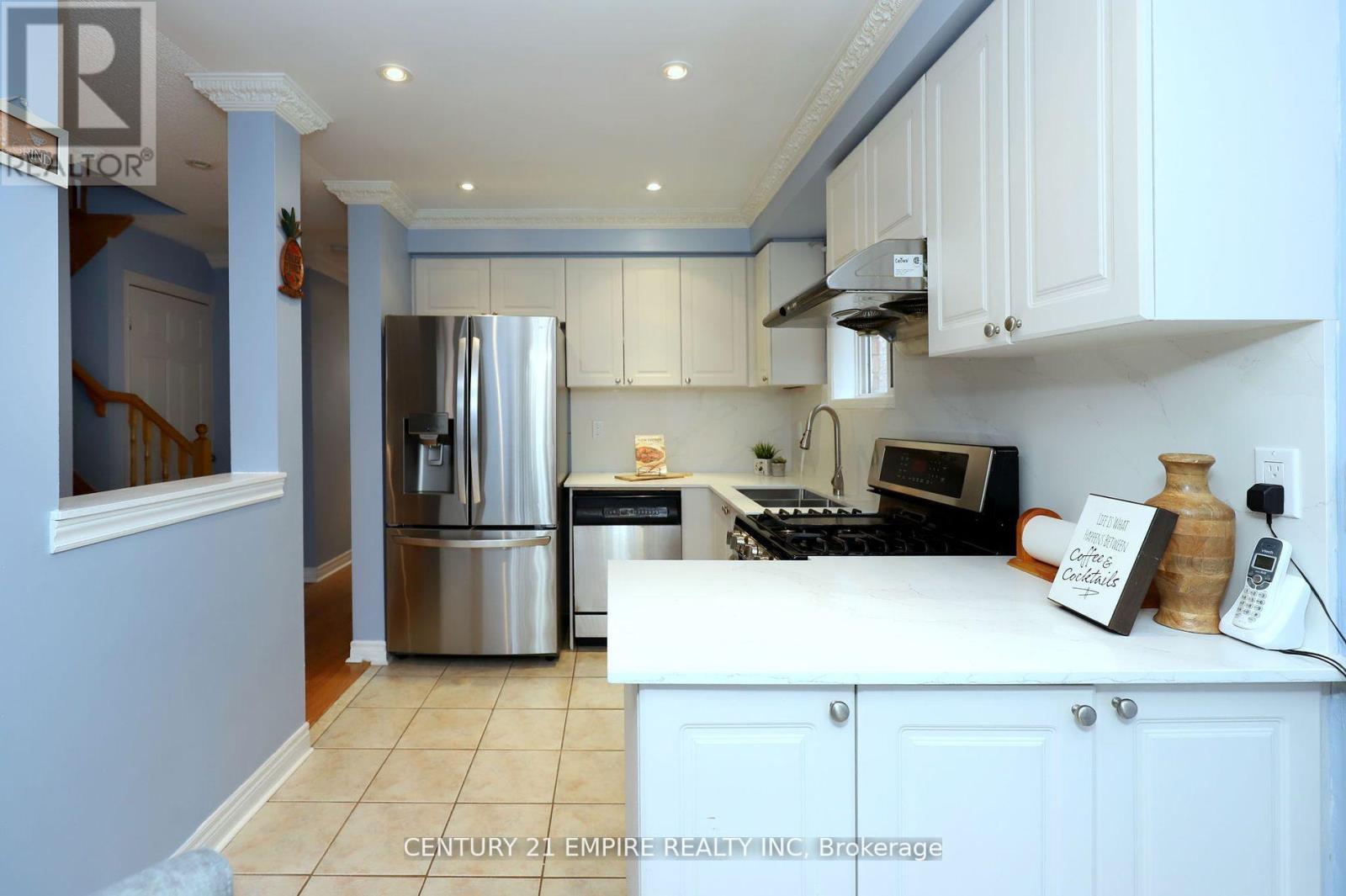 21 Spencer Drive, Brampton, Ontario  L7A 2A2 - Photo 11 - W12098382