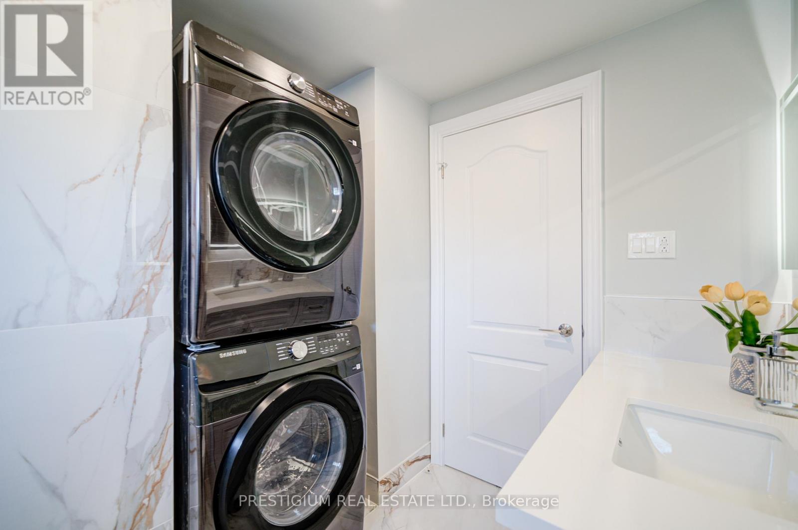 6 Willis Drive, Brampton, Ontario  L6W 1A9 - Photo 24 - W12098413