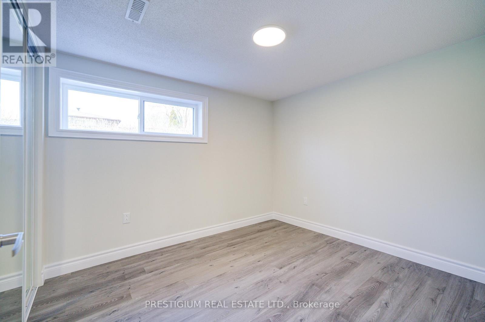 6 Willis Drive, Brampton, Ontario  L6W 1A9 - Photo 43 - W12098413