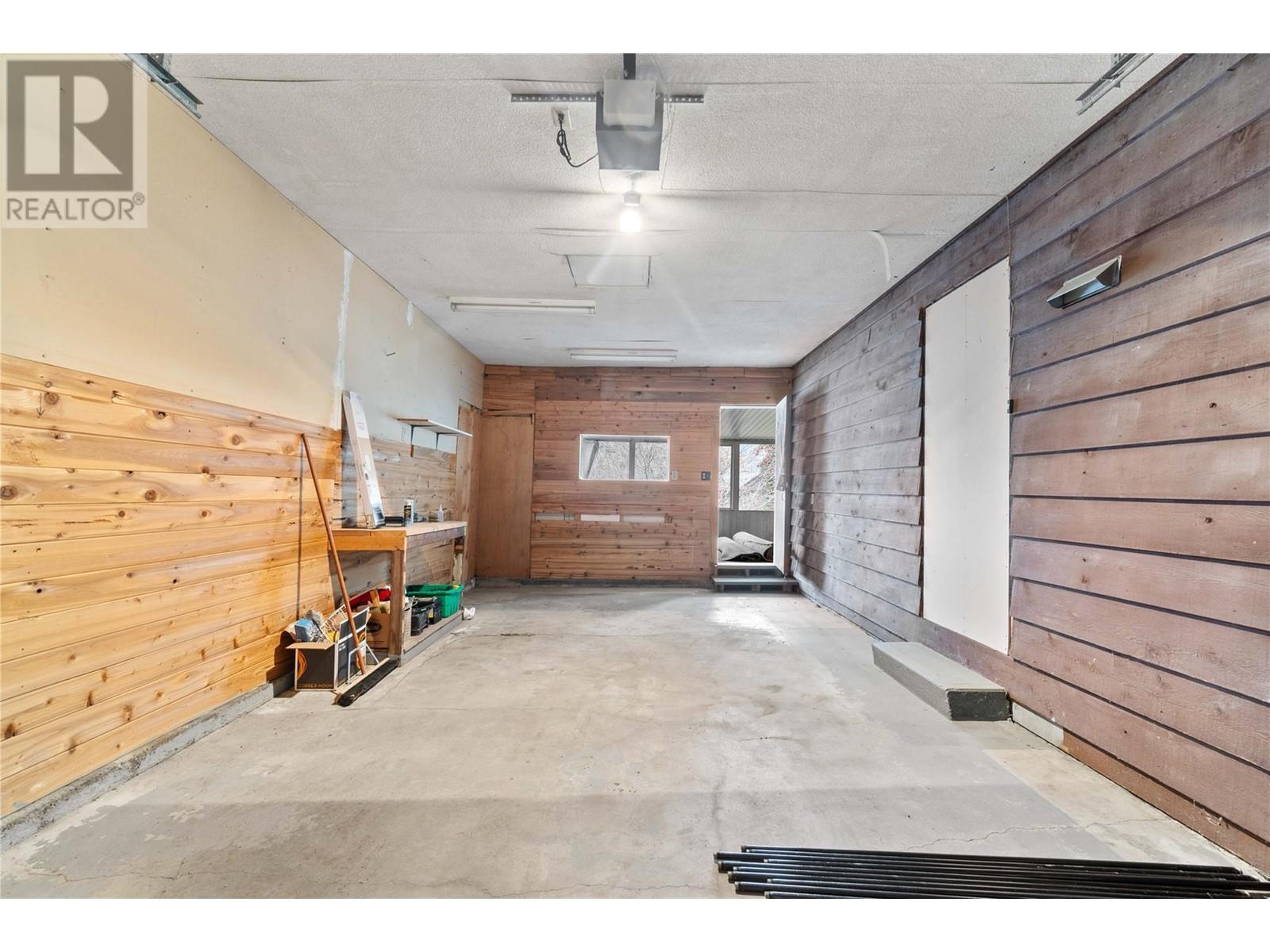 5091 Lakeshore Road Ne, Salmon Arm, British Columbia  V1E 3P4 - Photo 61 - 10341262