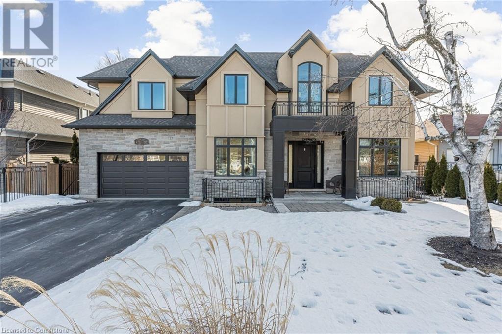 Property at 574 STEPHENS Crescent W image 1