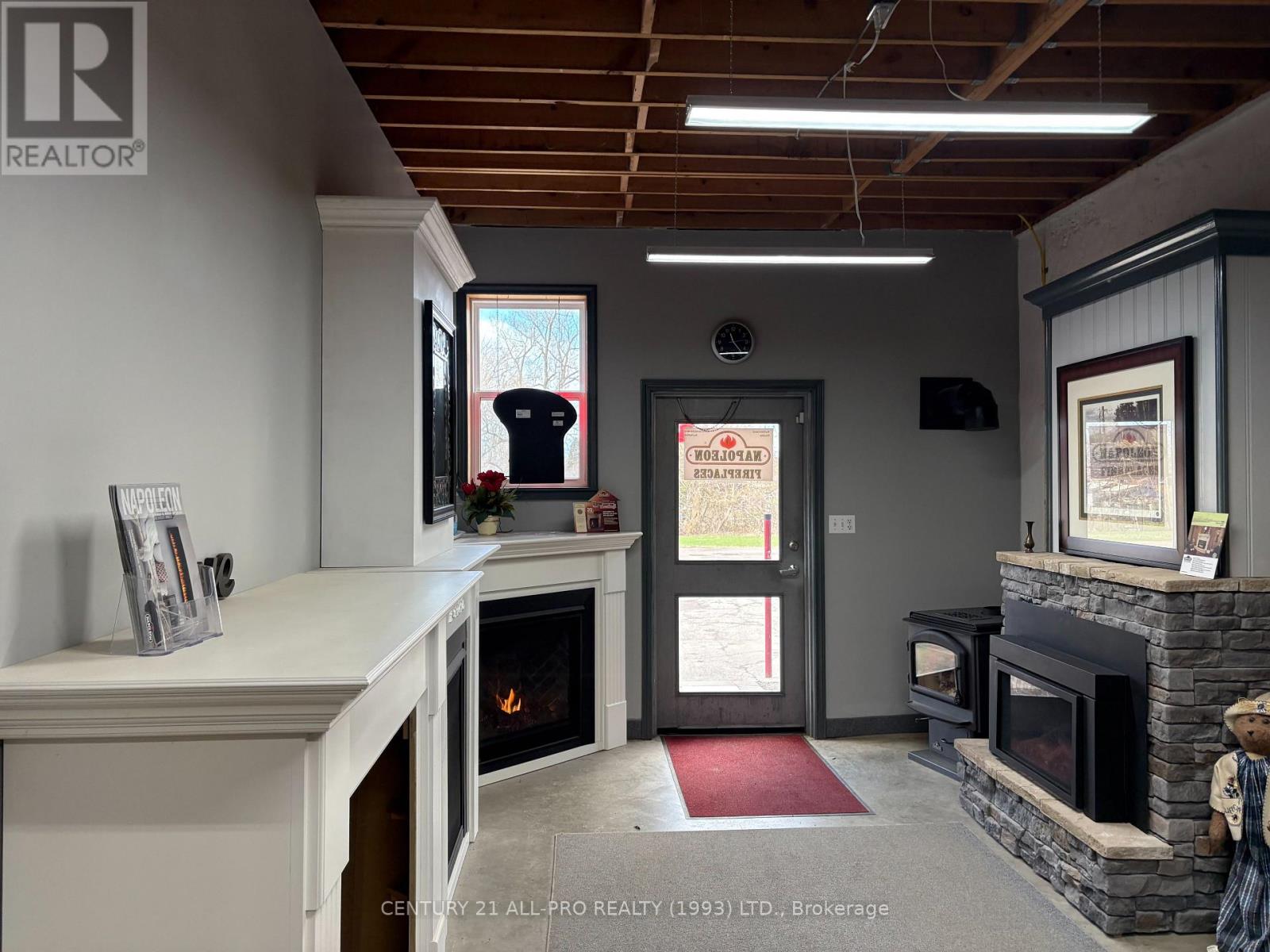 Unit 0.75 - 609 William Street, Cobourg, Ontario  K9A 3A5 - Photo 2 - X12098608