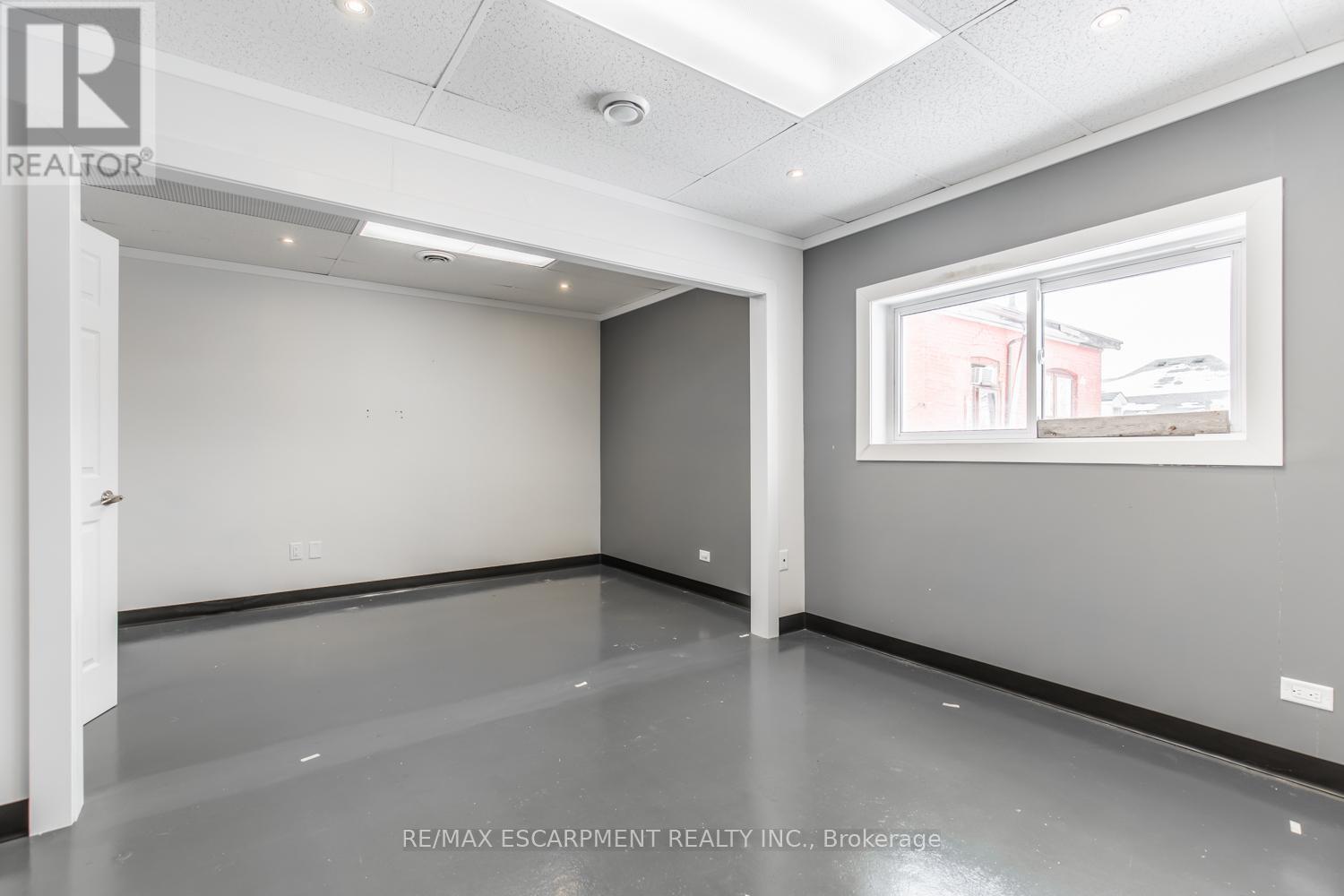 176 Mary Street, Hamilton, Ontario  L8L 4V8 - Photo 26 - X12032167