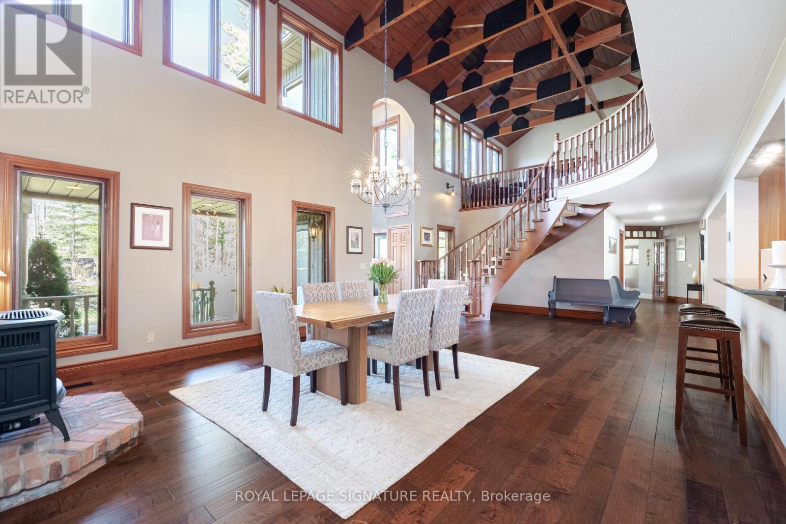 587 Hillcrest Road, Norfolk, Ontario  N3Y 4K1 - Photo 6 - X12091513
