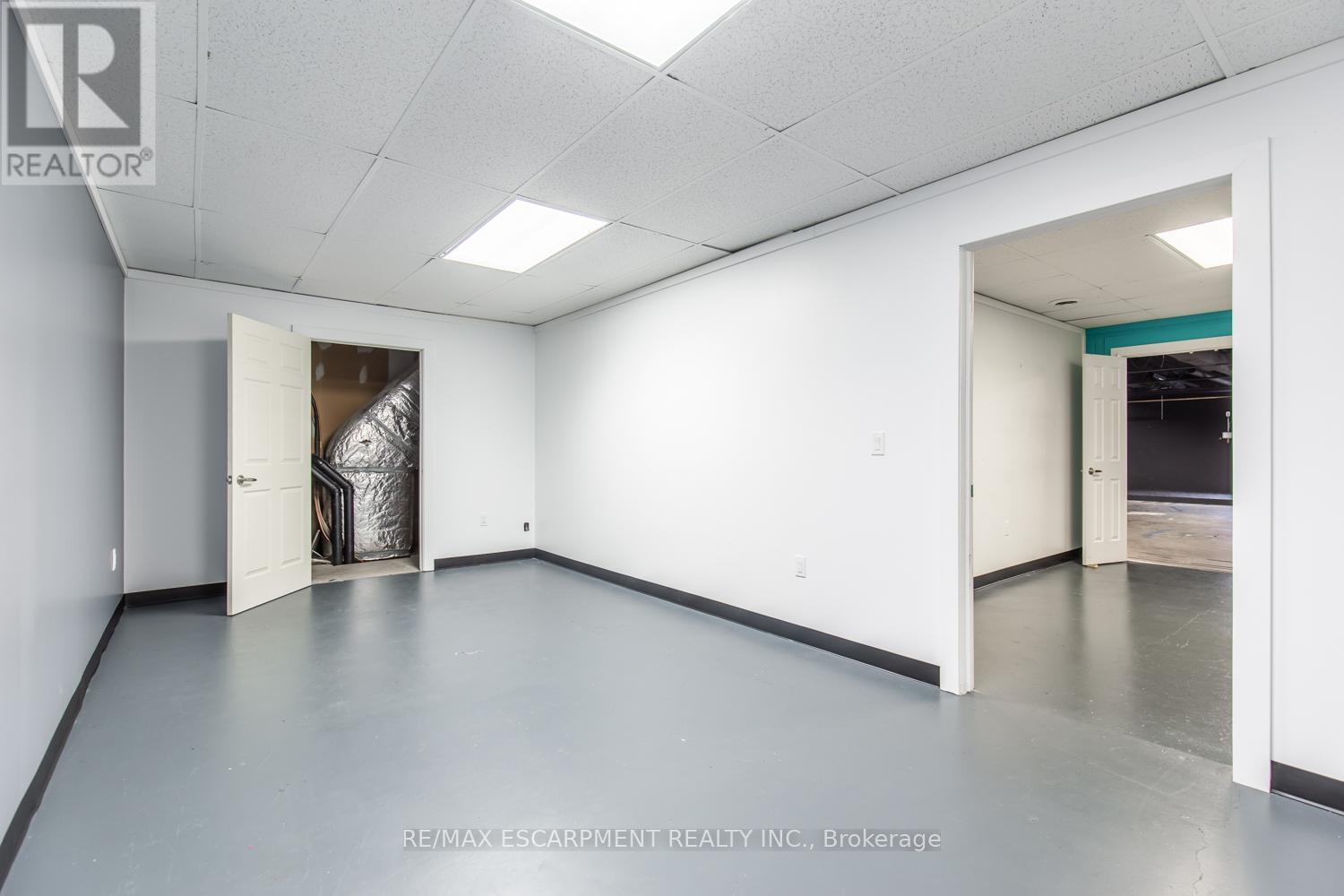 176 Mary Street, Hamilton, Ontario  L8L 4V8 - Photo 32 - X12032167
