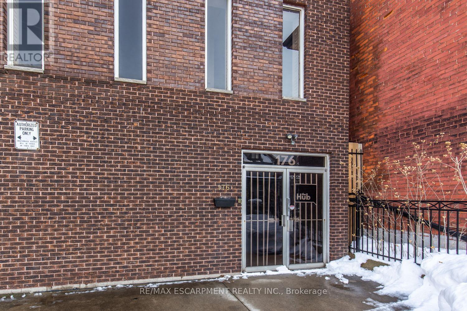 176 Mary Street, Hamilton, Ontario  L8L 4V8 - Photo 3 - X12032167