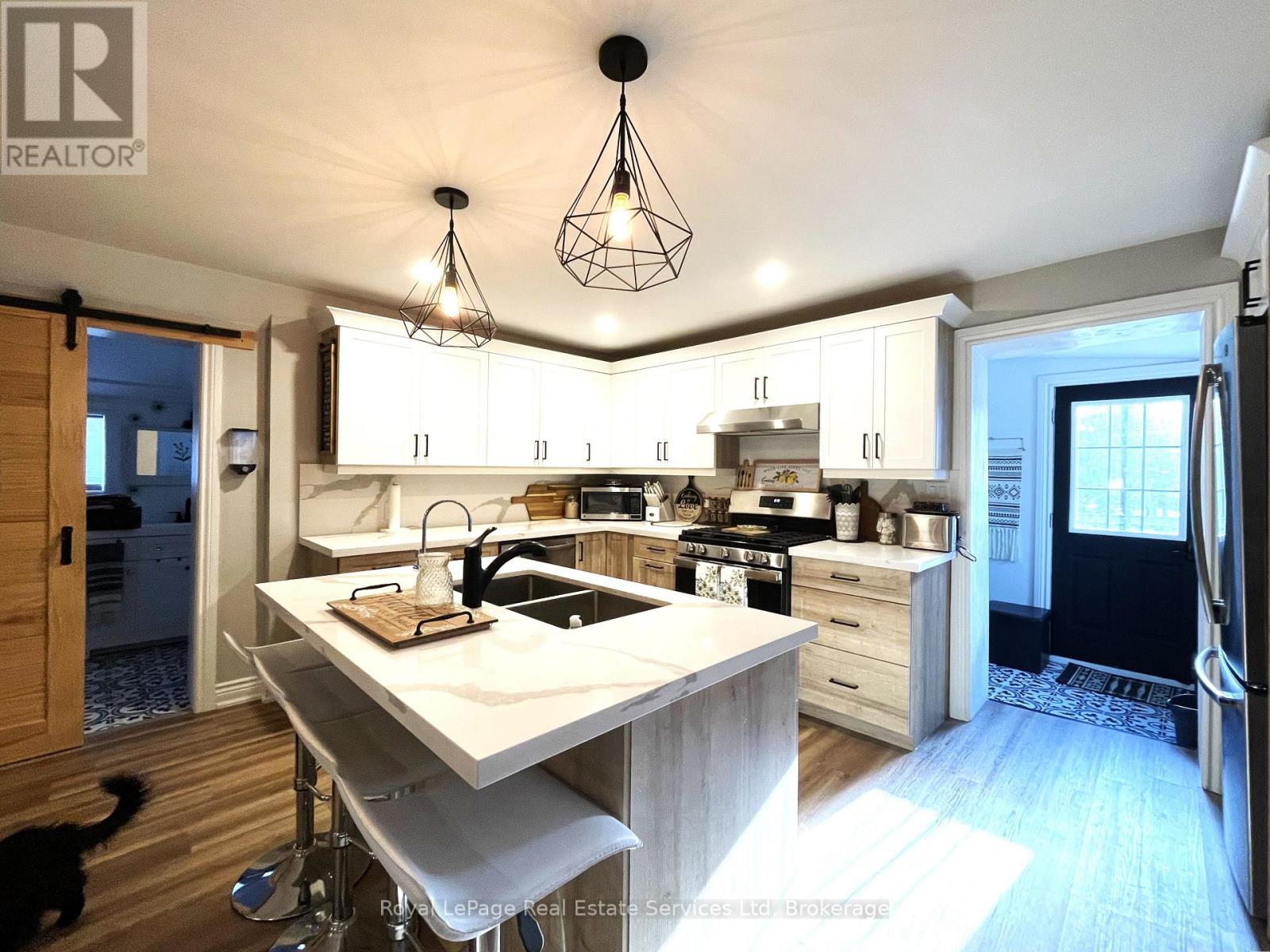 2834 County Road 124 Road W, Clearview, Ontario  L0M 1H0 - Photo 14 - S12091532