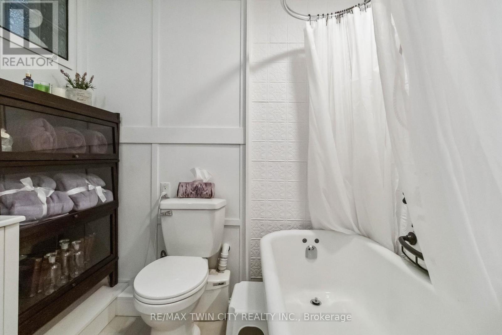 Property at 1238 LAKESHORE ROAD N image 5