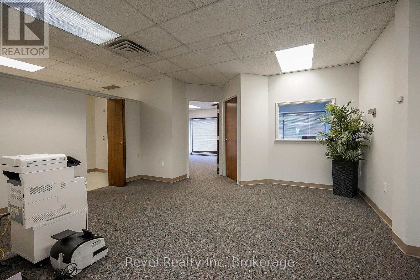 128-134 Mcintyre Street W, North Bay, Ontario  P1B 2Y6 - Photo 18 - X12098619