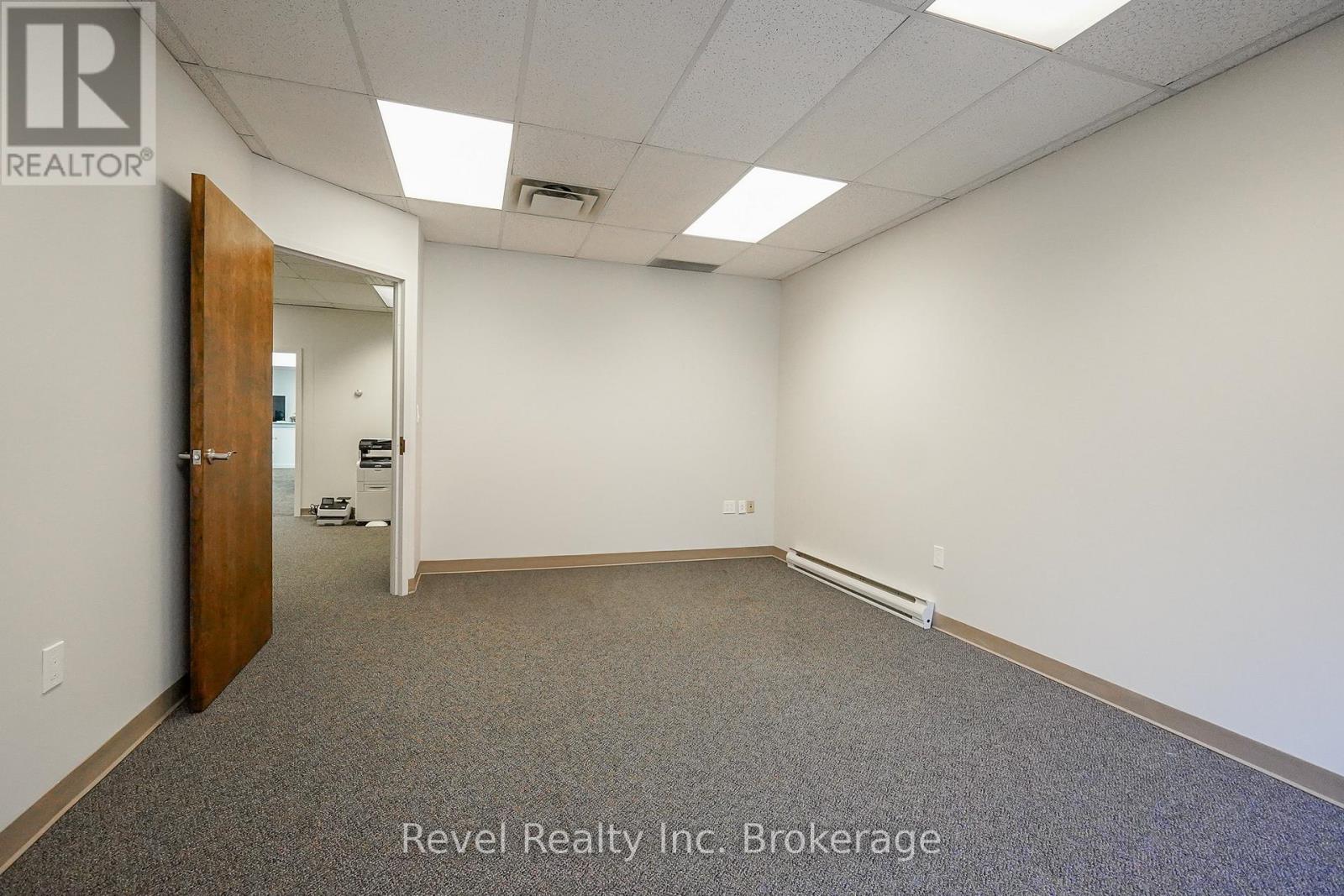 128-134 Mcintyre Street W, North Bay, Ontario  P1B 2Y6 - Photo 20 - X12098619