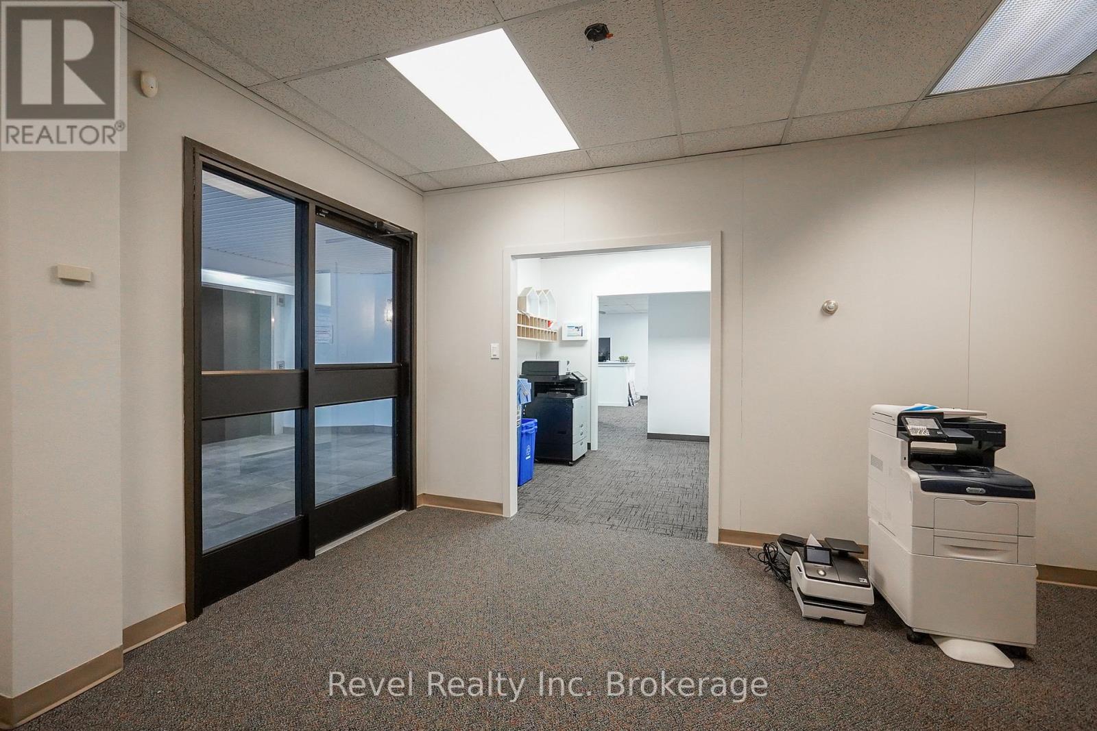 128-134 Mcintyre Street W, North Bay, Ontario  P1B 2Y6 - Photo 21 - X12098619