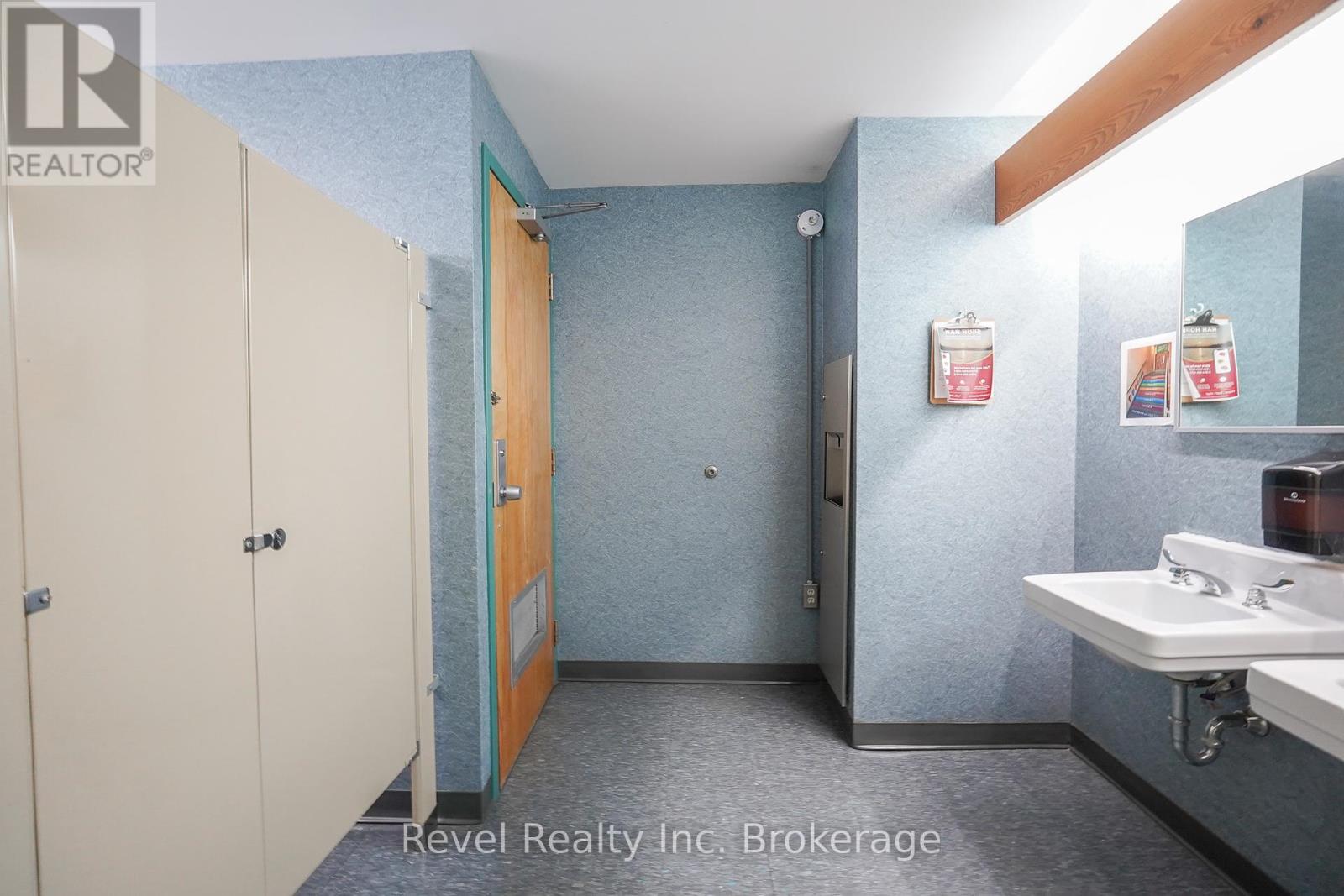 128-134 Mcintyre Street W, North Bay, Ontario  P1B 2Y6 - Photo 36 - X12098619