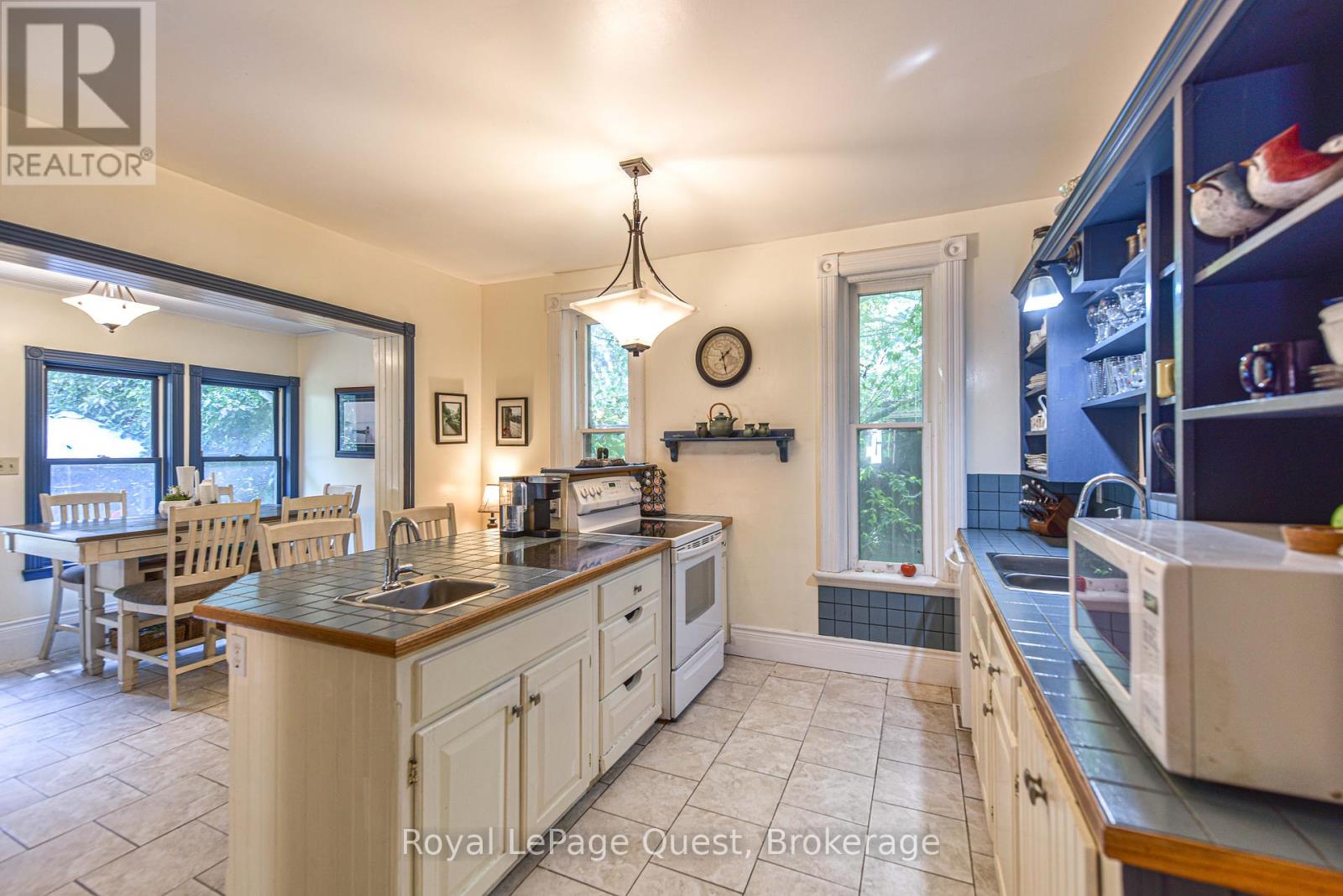 99 Tecumseth Street, Orillia, Ontario  L3V 1Y3 - Photo 14 - S12098570