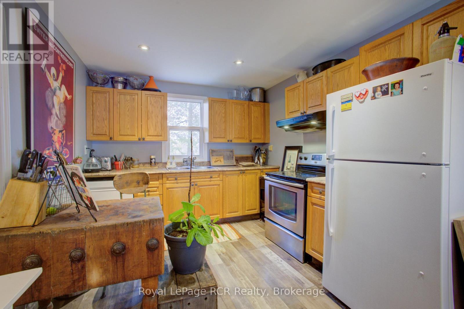 9208 Wellington Rd 14 Road, Wellington North, Ontario  N0G 2E0 - Photo 14 - X12098532