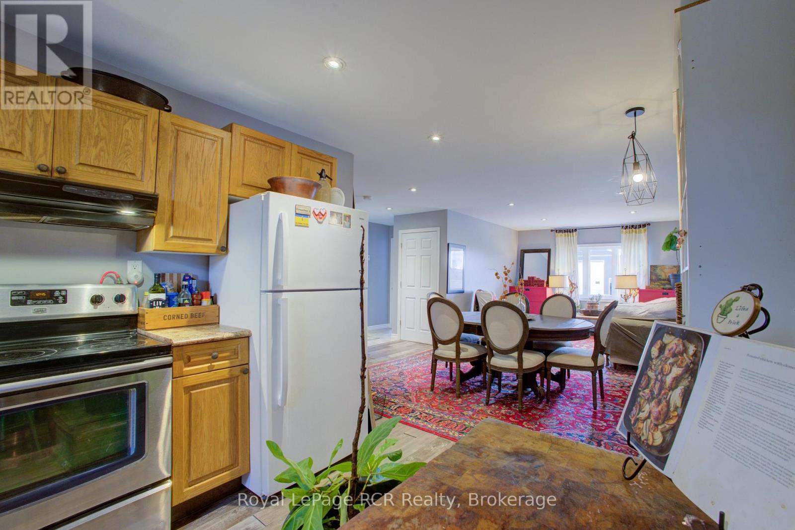 9208 Wellington Rd 14 Road, Wellington North, Ontario  N0G 2E0 - Photo 17 - X12098532