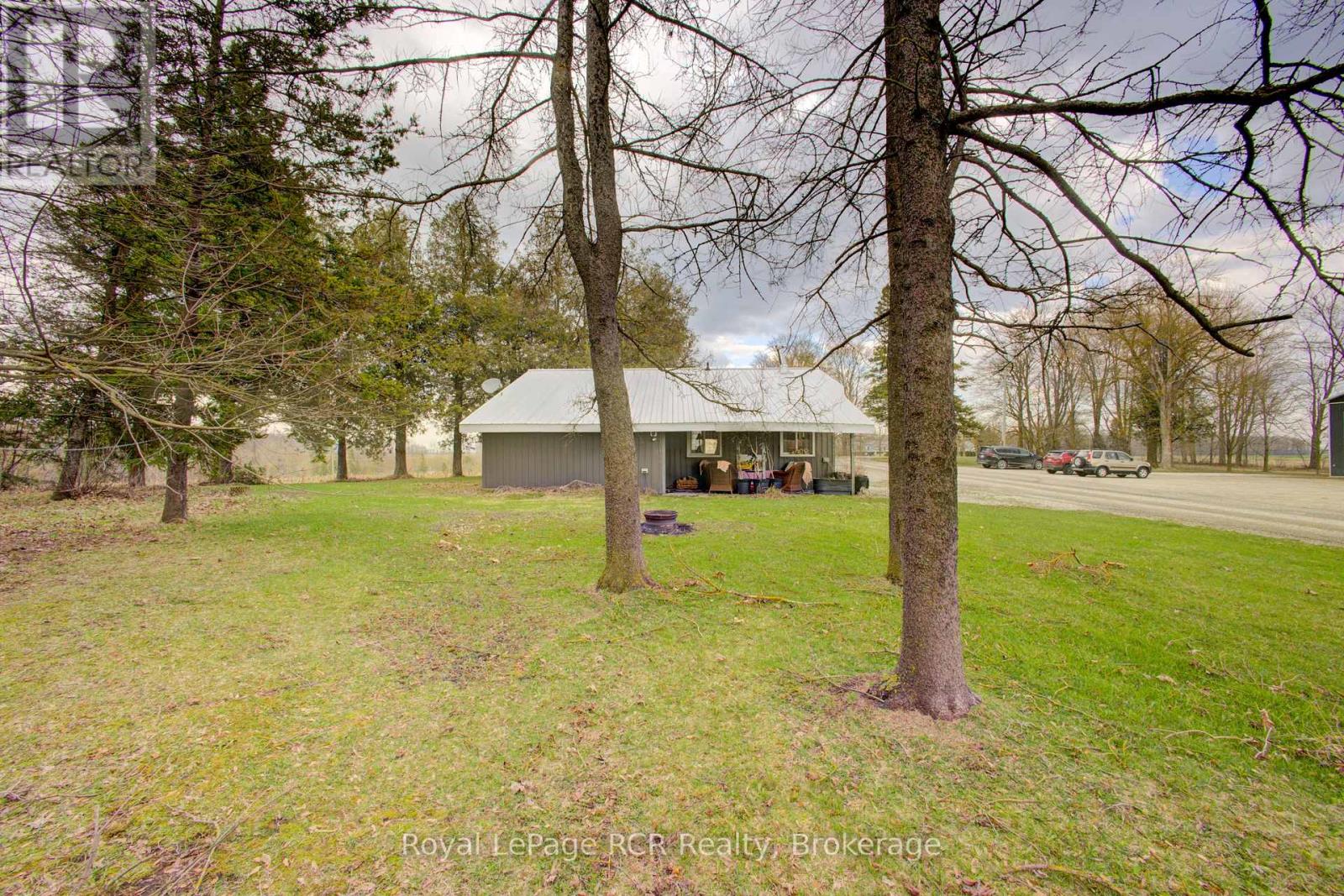 9208 Wellington Rd 14 Road, Wellington North, Ontario  N0G 2E0 - Photo 25 - X12098532