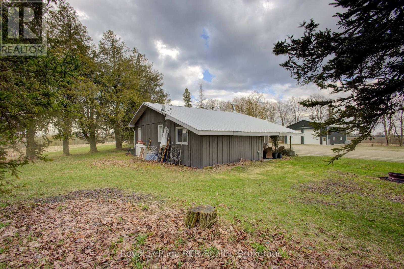 9208 Wellington Rd 14 Road, Wellington North, Ontario  N0G 2E0 - Photo 26 - X12098532