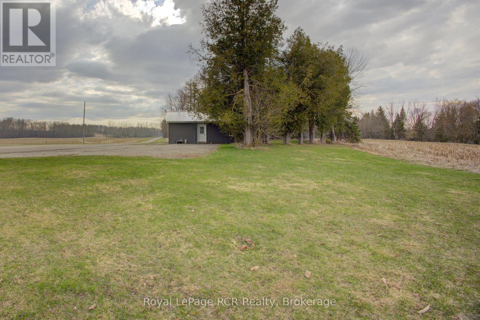 9208 Wellington Rd 14 Road, Wellington North, Ontario  N0G 2E0 - Photo 27 - X12098532