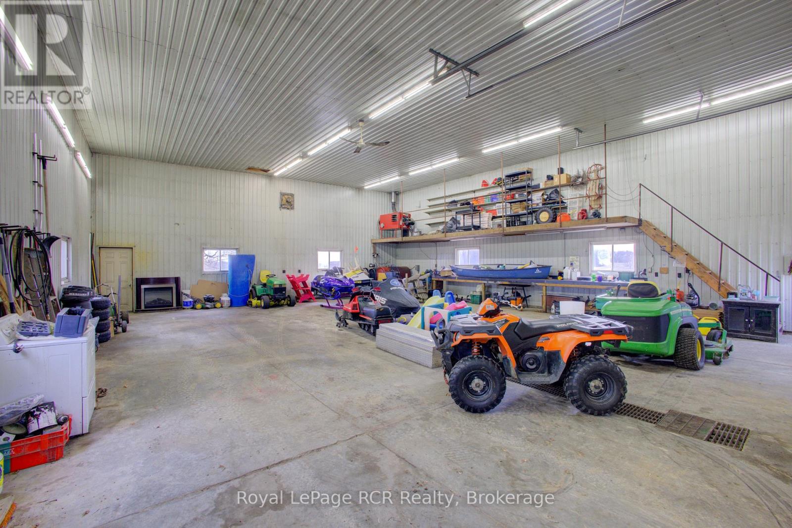 9208 Wellington Rd 14 Road, Wellington North, Ontario  N0G 2E0 - Photo 32 - X12098532