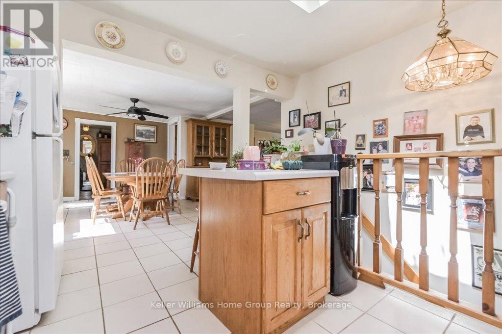 255 Provost Lane, Centre Wellington, Ontario  N1M 2M9 - Photo 13 - X12098551