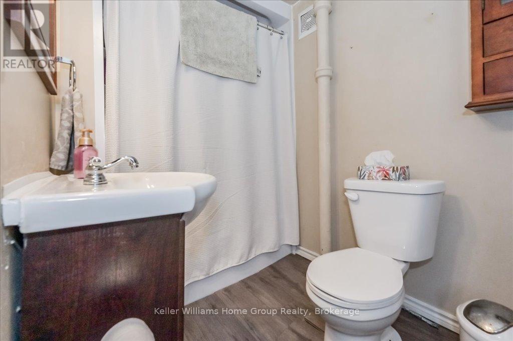255 Provost Lane, Centre Wellington, Ontario  N1M 2M9 - Photo 20 - X12098551