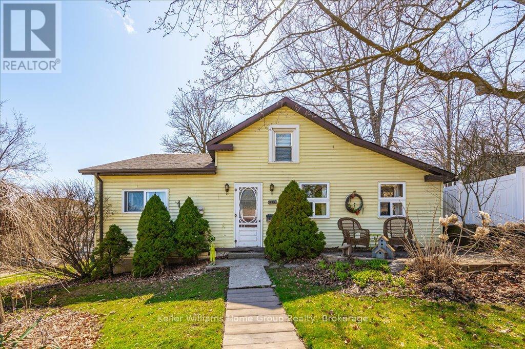Property at 255 PROVOST LANE image 3