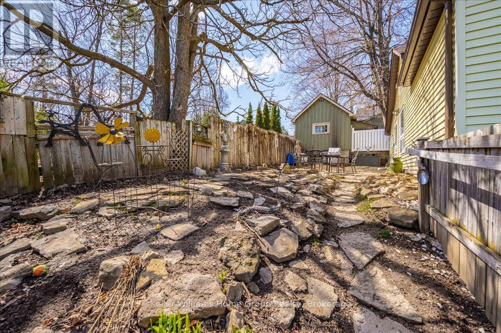 255 Provost Lane, Centre Wellington, Ontario  N1M 2M9 - Photo 32 - X12098551