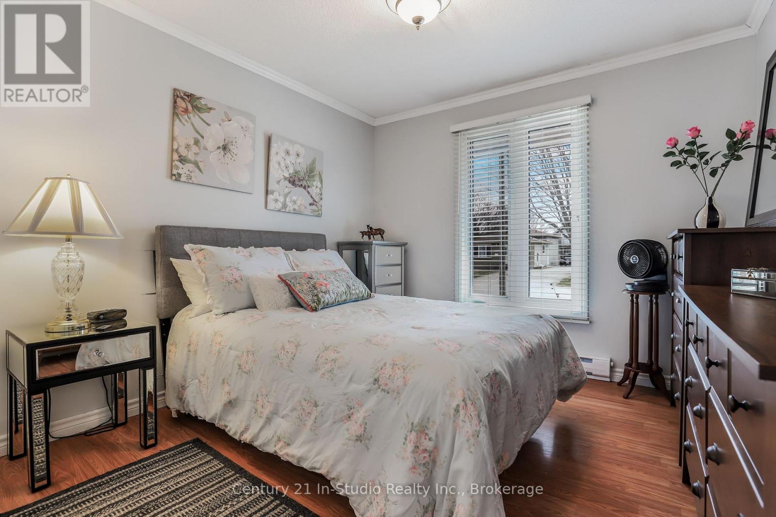 484 Wales Drive, Saugeen Shores, Ontario  N0H 2C1 - Photo 23 - X12098639