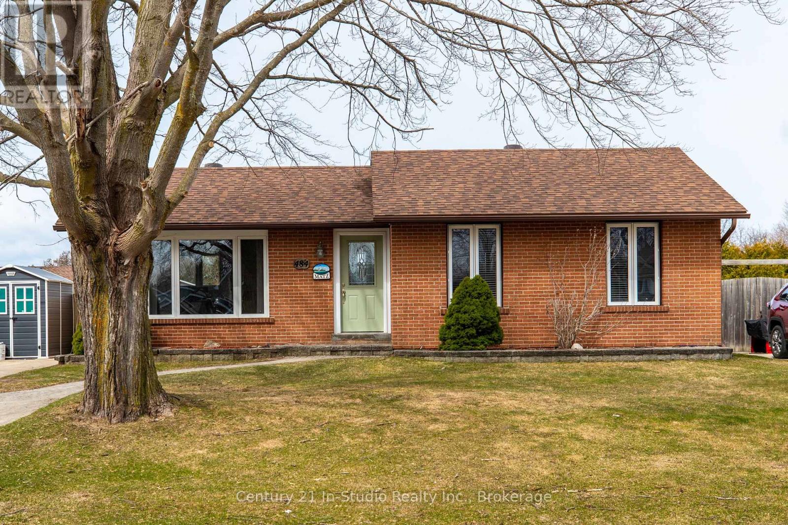 Property at 484 WALES DRIVE image 3