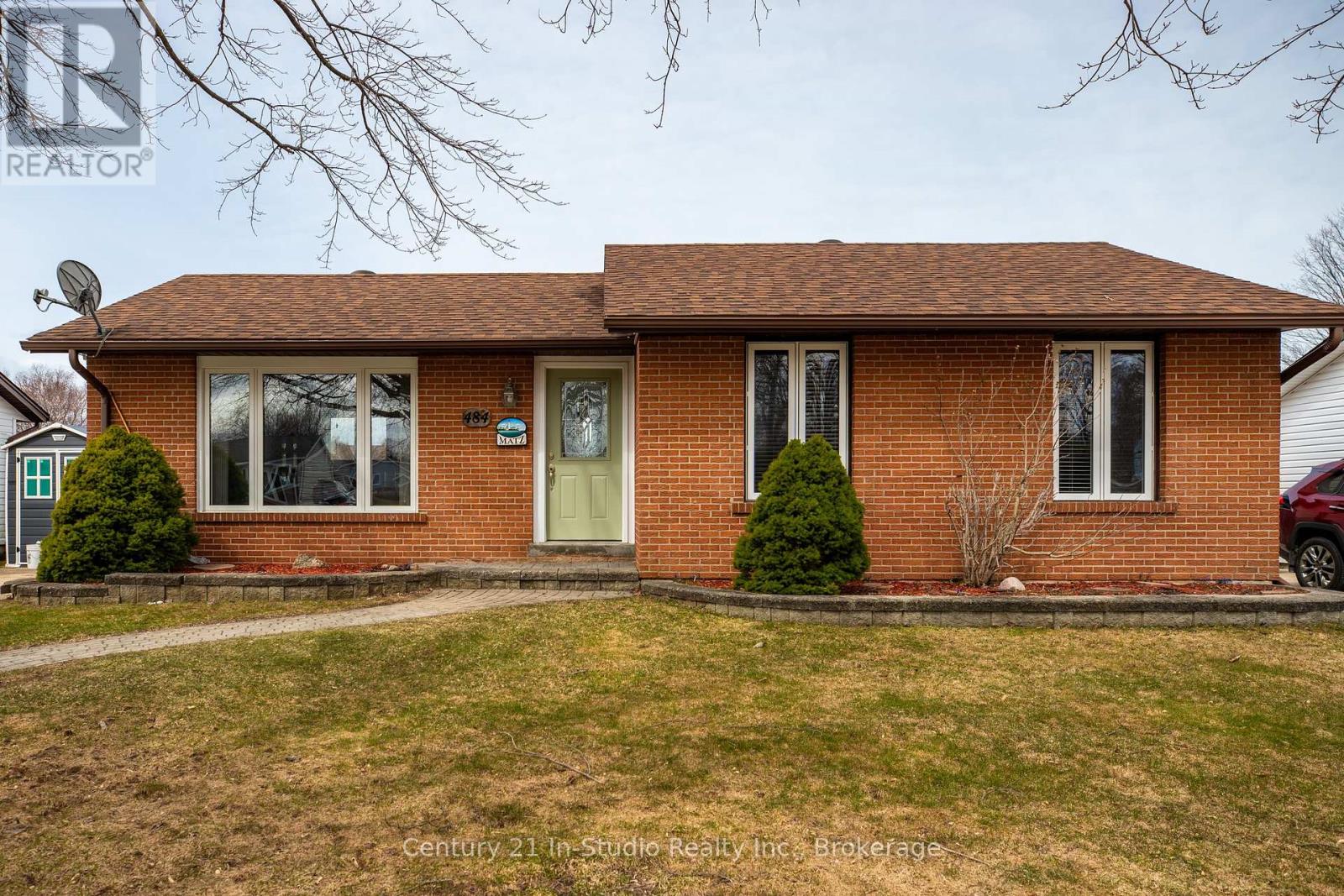 Property at 484 WALES DRIVE image 4