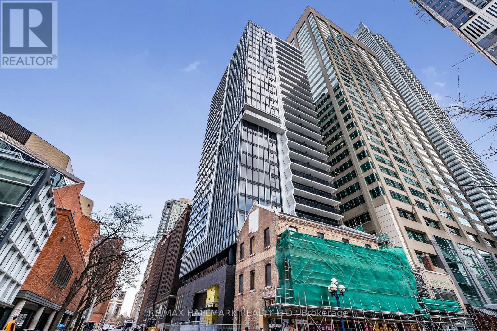 903 - 771 YONGE STREET, Toronto, Ontario