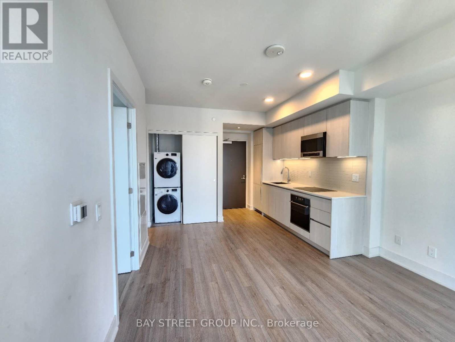 2401 - 8 Cumberland Street, Toronto, Ontario  M4W 0B6 - Photo 4 - C12098612