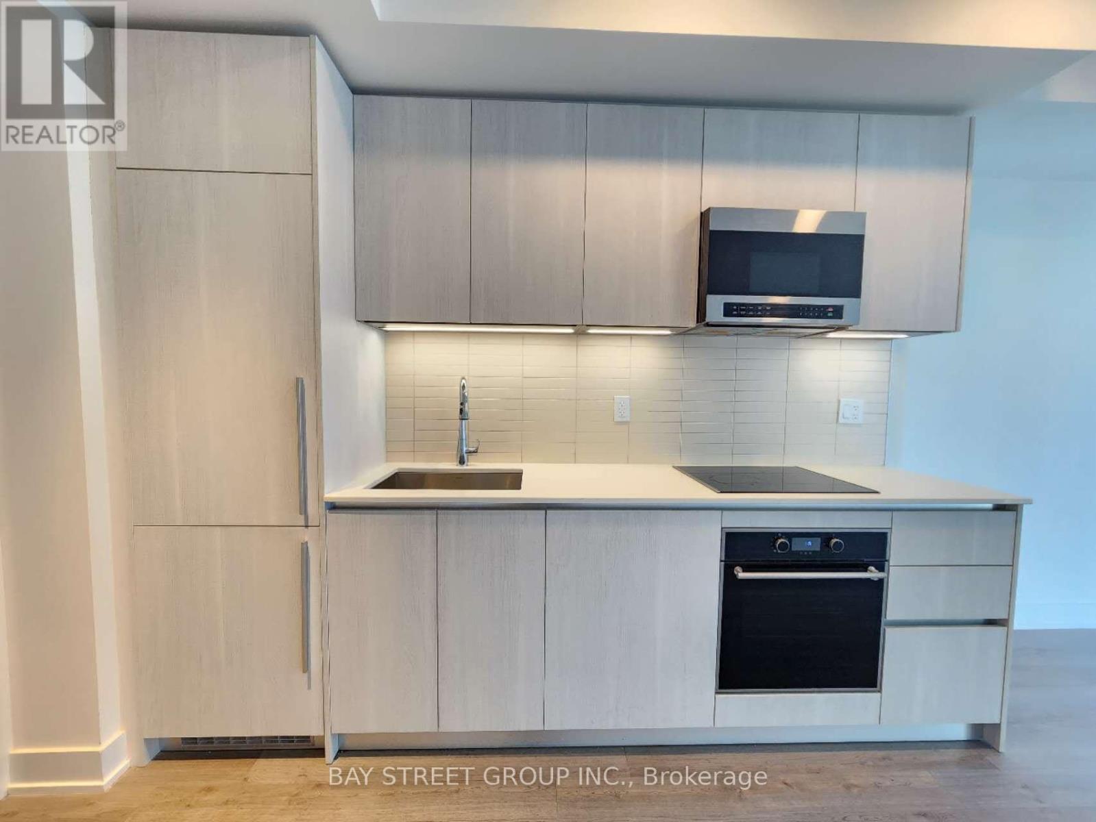 2401 - 8 Cumberland Street, Toronto, Ontario  M4W 0B6 - Photo 6 - C12098612