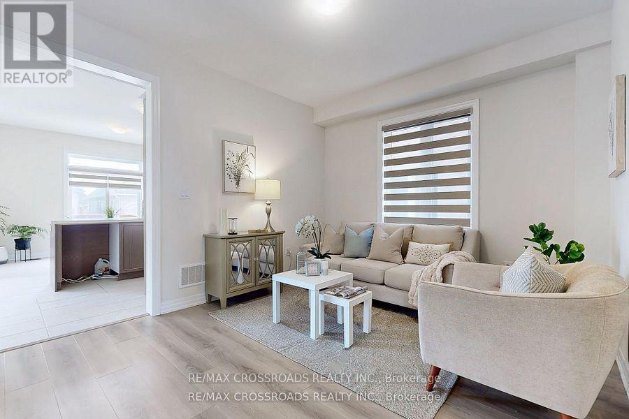 Property at 75 ED EWERT AVENUE image 3