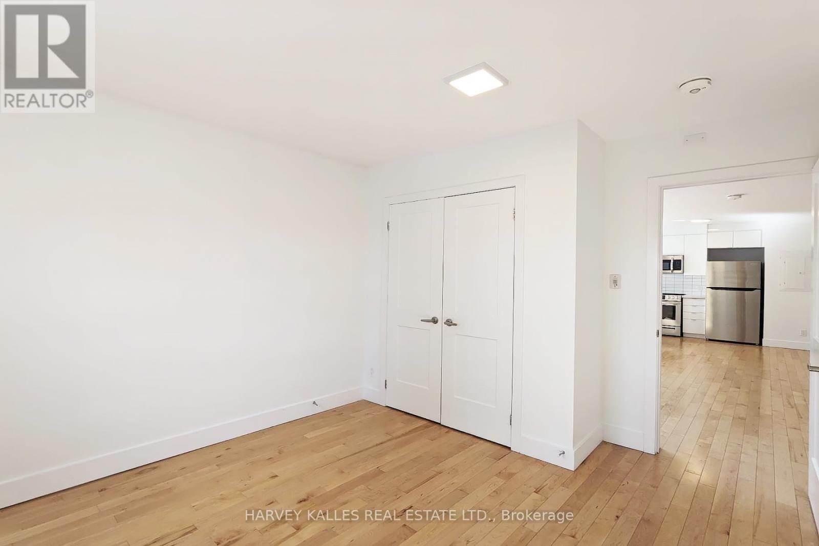 10 - 2901 St Clair Avenue E, Toronto, Ontario  M4B 1N5 - Photo 10 - E12098584