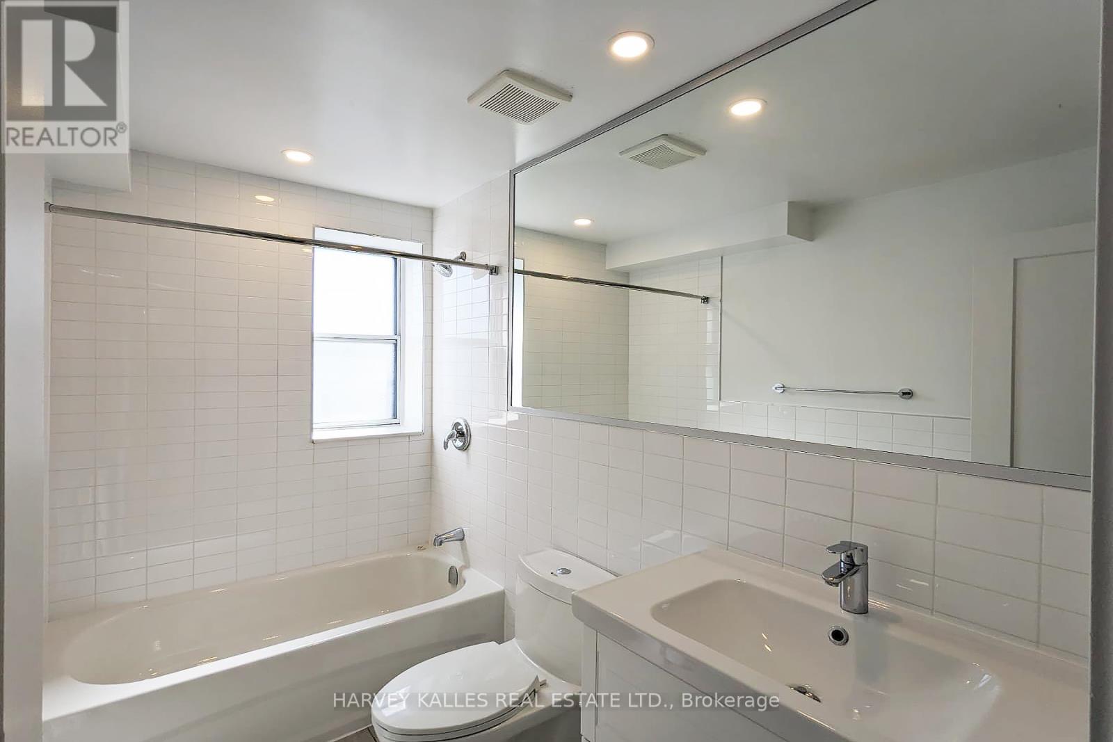 10 - 2901 St Clair Avenue E, Toronto, Ontario  M4B 1N5 - Photo 9 - E12098584
