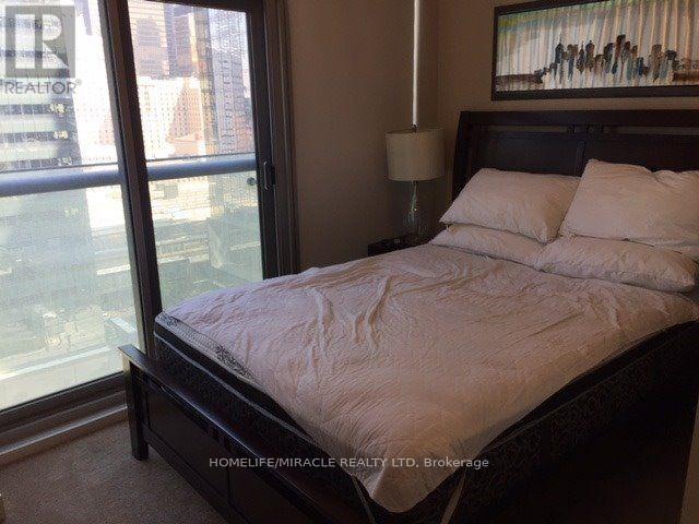1408 - 14 York Street, Toronto, Ontario  M5J 0A9 - Photo 6 - C12098241