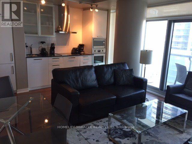 1408 - 14 York Street, Toronto, Ontario  M5J 0A9 - Photo 4 - C12098241