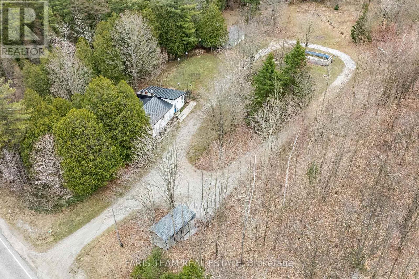 Property at 1983 HORSESHOE VALLEY ROAD W image 3