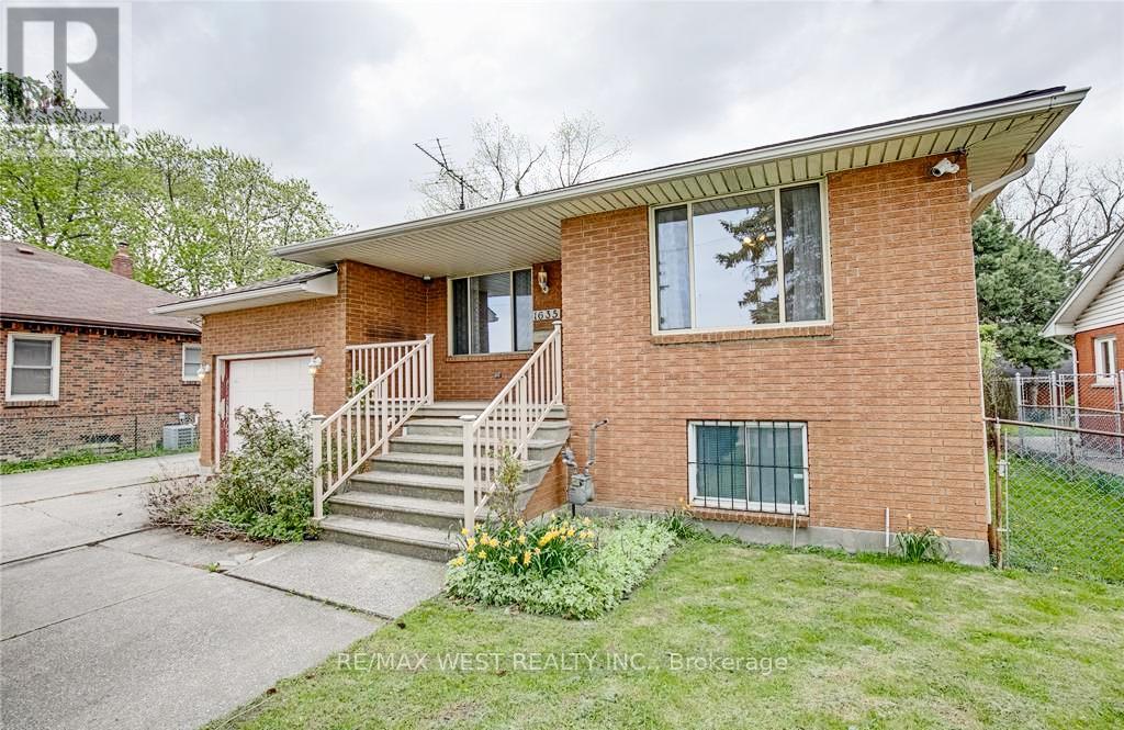 1635 Riverside Drive W, Windsor, Ontario  N9B 1A5 - Photo 37 - X12086316